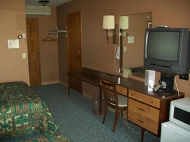 Cameron Black Bear Motel الغرفة الصورة